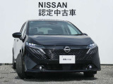 アダプティブLEDヘッドライト。フロントカメラで前方の状況を検知し対向車や先行車に眩しい思いをさせることなく必要なところだけを遠くまで照射します。