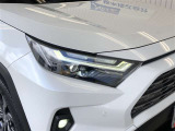 少ない消費電力でクリアな視界を確保するLEDヘッドライトです!濃霧など視界不良時に便利なフォグランプも付いております!