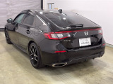 Honda SENSING装着車です。衝突を予測してブレーキをかけたり、前のクルマにちょうどいい距離で走行できる多彩な安心・快適機能を搭載した支援システムがドライバーをサポート。