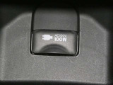 ノートパソコンなど家庭用電源の電化製品が100Wまで使用できます。