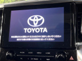 【9インチ ディスプレイオーディオ】大画面ディスプレイへお持ちのスマートフォンと連携して、ナビやbluetoothでの音楽再生が可能です♪デザインはもちろん操作性も良好!別途ナビ機能の取付可能です♪