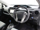 運転席廻りです。