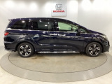 購入後も自社指定整備工場完備でお客様の愛車をしっかりサポート致します!御納車時には安全かつ安心してお乗り頂けるようホンダ専門知識を持つ整備スタッフが点検・整備・装備も説明をしてお渡ししております。