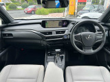 UX 250h バージョンC 