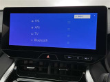 ブルートゥースに接続することにより、スマホに入ったお気に入りの音楽を車内で楽しむことができます♪あると本当に便利な機能になっています!