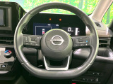 【純正革巻きステアリング】上質な革を使用することで、手にしっかり馴染みとても運転しやすいハンドルです♪