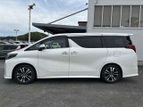 ご覧いただきありがとうございます♪気になったお車がありましたらお気軽にお電話をください♪