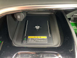 ワイヤレス充電器付き!
