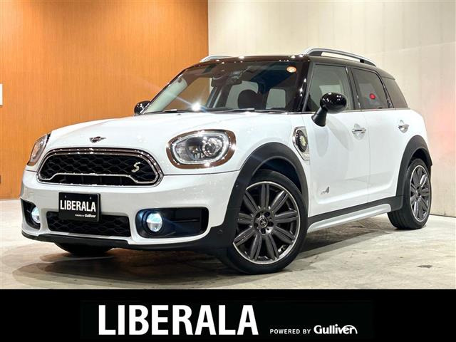ミニクロスオーバークーパー S E オール4 4WD本革シート