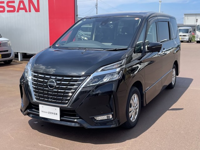 セレナ 2.0 ハイウェイスターV 4WD 
