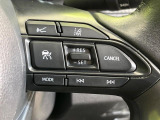 【レーダークルーズコントロール】高速道路での長距離走行が楽に!!自動で速度を保つクルーズコントロールが、衝突軽減システムと連携し、前方の車両を感知して車間を保つように速度調節してくれます!!