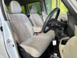 運転席シート廻りは使用感も少なく、良好な状態となっています。丁寧に使われていたことがよくわかりますね。