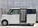 現車確認をご希望の際は、ご希望の日時等を営業スタッフまでご連絡下さい。もちろんお見積りメールでのご連絡もお待ちしております。