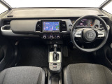 運転席・助手席周り