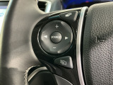 ステアリングにオーディオ操作スイッチが付いています。オーディオ画面に直接タッチしなくても操作が出来ますので、運転に集中できます。
