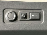 ラゲッジルームに100V AC電源(1500W)付き!キャンプや万一の災害時には非常用電源としても活用できます!