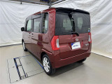 走りにこだわりながら収納力も持ち合わせたお車です。