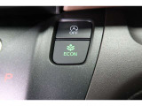 ECONボタンで低燃費モードに☆☆☆ECONスイッチを上手に使ってエコドライブ♪♪環境にもお財布にも優しい装備です☆☆☆