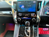ヴェルファイア ハイブリッド 2.5 ZR E-Four 4WD 