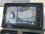 【アラウンドビューモニター】はまるで上から見ているような視点で周囲を確認できます!駐車が苦手な方でも安心して駐車できますね♪