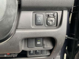 運転席回りのスイッチ類です。