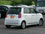 外装も丁寧に磨いております。是非1度実車をご覧ください!