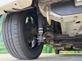 お車を安心してお乗りいただく為には、足回りの定期点検が欠かせません。サービスサポート(有償保証)では無料点検もご提供しており、安心のカーライフをお過ごしいただけるサポート体制が整っています。