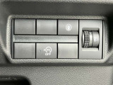 アイドリングストップ搭載!信号待ちなどの停車の際に自動でエンジンが停止してくれるので燃費の向上が期待できます♪