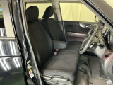 当車両は、次のお客様に気持ちよくお乗りいただくため、専門スタッフによる【徹底シートクリーニング】を施工済みです!