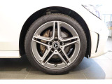 お気軽にお問い合わせください。Tel:075-325-0440 Mobile:070-2313-8676  中古車担当:時女まで