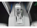 『トヨタ認定中古車』3つの安心を1台にセット!1.徹底した洗浄 2.車両検査証明書つき 3.ロングラン保証つき 全てをクリアした【安心】の証!詳しくスタッフまでお気軽にお問い合わせ下さい。
