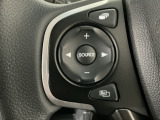 ステアリングリモコンは、運転中でも簡単に音量調整やチャンネル変更もできます!わき見運転防止にもつながるので安心です♪