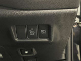 【オートマチックハイビーム】ハイビームとロービームを自動で変更し夜間の運転をサポートしてくれます。
