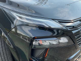 LEDヘッドランプ仕様。シャープな白光色のLEDランプを採用しました。夜の視界を明るくしてくれます。