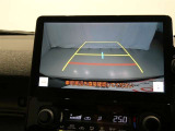 バックモニターがついていますのでバックでの駐車が苦手な方でも大丈夫です。実際のバック駐車は目視確認と合わせてお使い下さい。