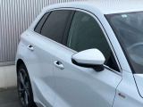 自動車保険もアウディでご加入下さい。アウディブランド保険をご案内いたします。お車もアウディ、メンテナンスもアウディ、自動車保険もアウディ、アウディの事は、アウディ正規ディーラーにお任せ下さい。