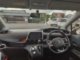 広々とした運転席!
