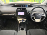 プリウス 1.8 S セーフティ プラス 