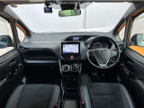 運転席周辺の様子です☆ オーディオ周りやメーター類の位置など、ご確認下さいね♪