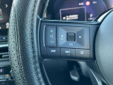 手元のスイッチでオーディオ操作出来ます☆視線をずらさなくて良いので安全運転にも一役かっていますね♪