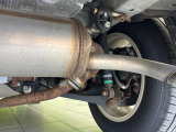 お車を安心してお乗りいただく為には、足回りの定期点検が欠かせません。サービスサポート(有償保証)では無料点検もご提供しており、安心のカーライフをお過ごしいただけるサポート体制が整っています。