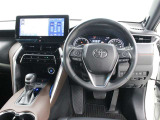 運転席廻りです。