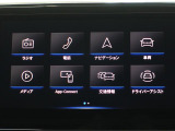 Apple CarPlayやAndroid Autoなどを経由して、ナビや音楽、メッセージアプリを車内で快適に利用できます