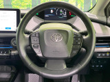 【純正革巻きステアリング】上質な革を使用することで、手にしっかり馴染みとても運転しやすいハンドルです♪