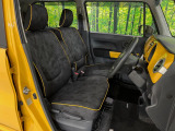運転席シート廻りは使用感も少なく、良好な状態となっています。丁寧に使われていたことがよくわかりますね。