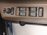 当社は購入後のアフターケアを大切にしております。納車後、1ヶ月無料点検、半年ごとにあんしん点検、12ヶ月法定点検の誘致をします。また車検までの点検をセットにした『ワンダフルパスポート』を販売中です。