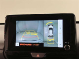 【バックカメラ】あると便利なバックカメラ装備!駐車時に後方がリアルタイム映像で確認できます。立体駐車場や夜間の車庫入れ時に大活躍!運転スキルに関わらず、今や必須となった装備ですね♪