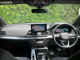 Audiのインテリアはエクステリア同様、優れたデザイン性とクオリティ、そして機能性を兼ね備えております。