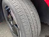 タイヤサイズは205/55R16になります。