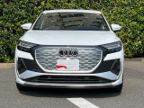 Q4スポーツバックe-tron 45 Sライン 